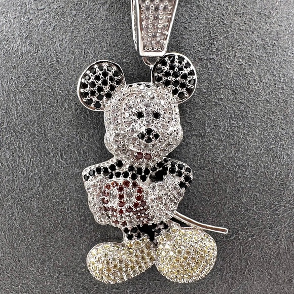 925 Sterling Silver Mickey Mouse Round Cut 3D Round Necklace - Picture 2 of 10